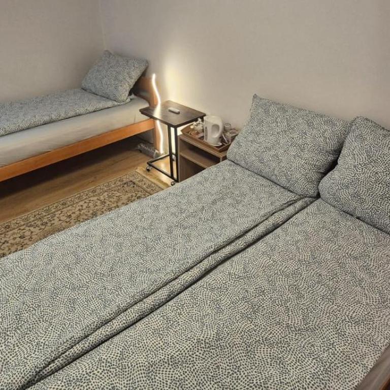 Apartman sa tri sobe za sedam osoba - Apartman sa 1 Spavaćom Sobom - 1