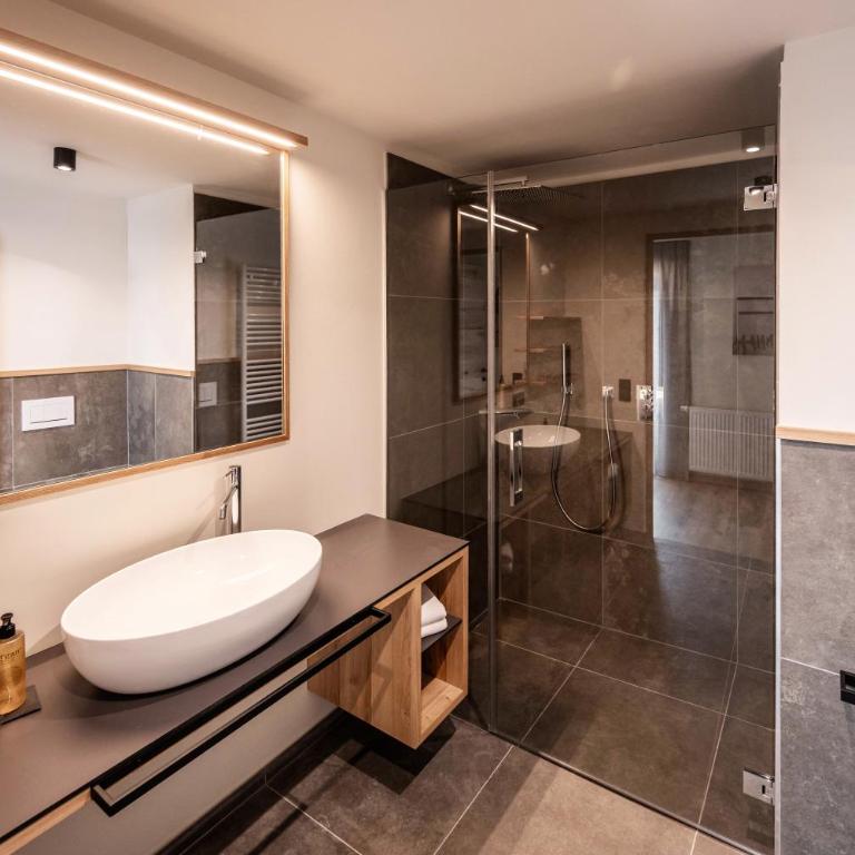 Appartements & Wellness Winkler - Appartamento con 1 Camera da Letto, Balcone e Vista Montagna - 1