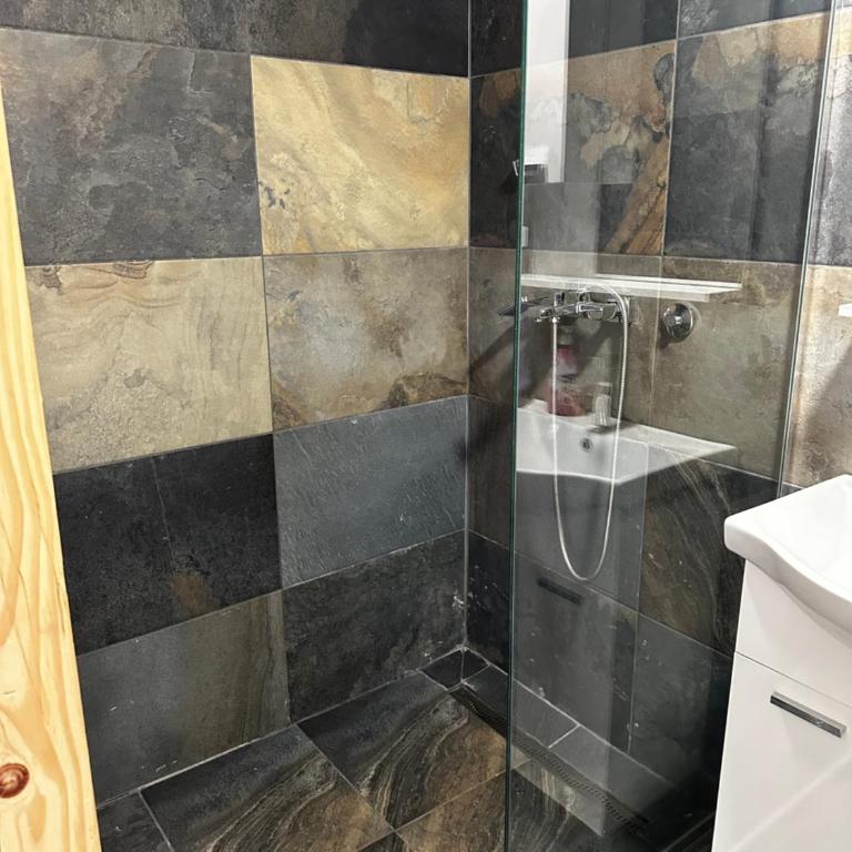 Holiday home with private pool ''Lux Banja Luka'' - Deluks Vila - 15