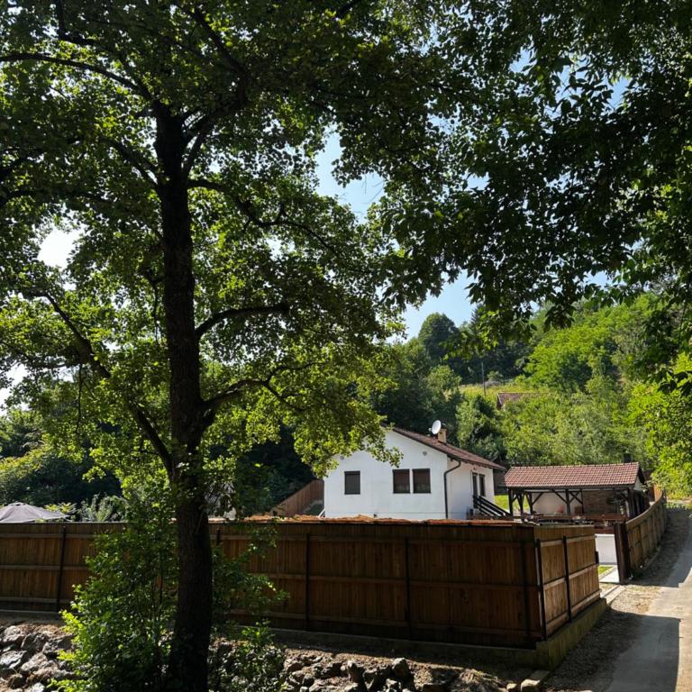 Holiday home with private pool ''Lux Banja Luka'' - Deluks Vila - 28
