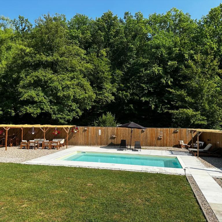 Holiday home with private pool ''Lux Banja Luka'' - Deluks Vila - 2