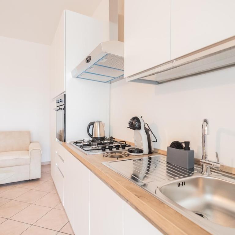 Vicino al Mare - Comodo per 5 - WiFi e Parcheggio Privato - Two-Bedroom Apartment - 11