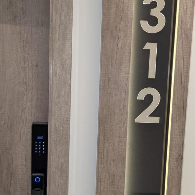 Luxurious studio with pool and gym 312 - One-Bedroom Apartment - 10