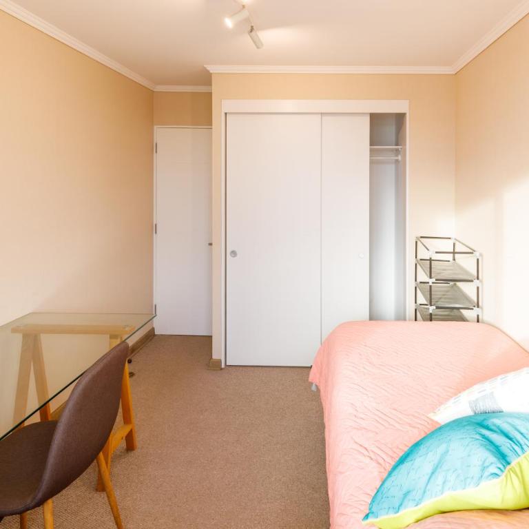 Alojamiento cómodo y bien ubicado - Apartamento de 2 dormitorios - 10