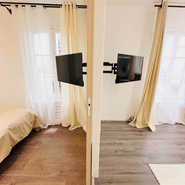 Champs-Elysées - One-Bedroom Apartment - 9