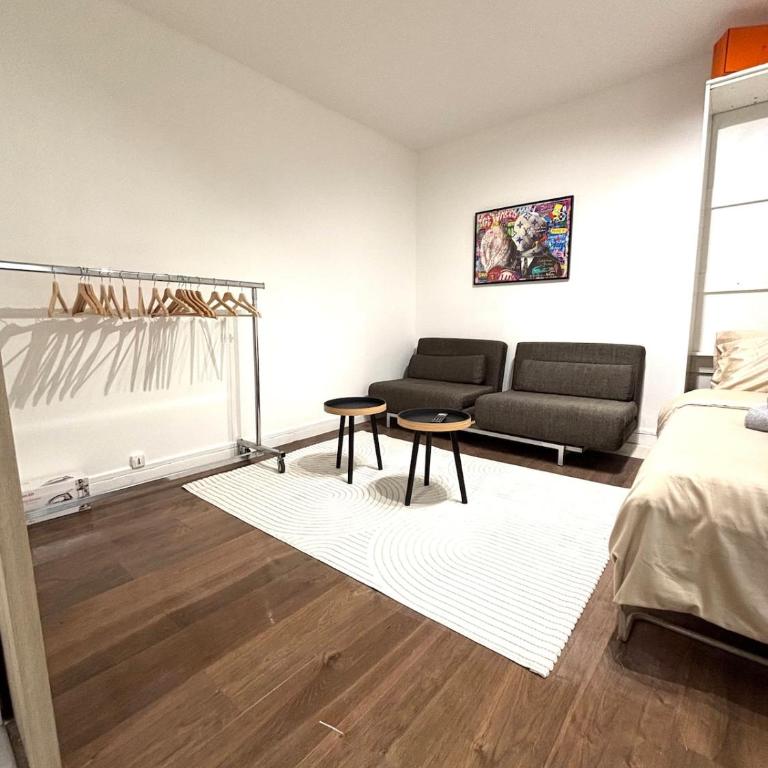 Champs-Elysées - One-Bedroom Apartment - 7