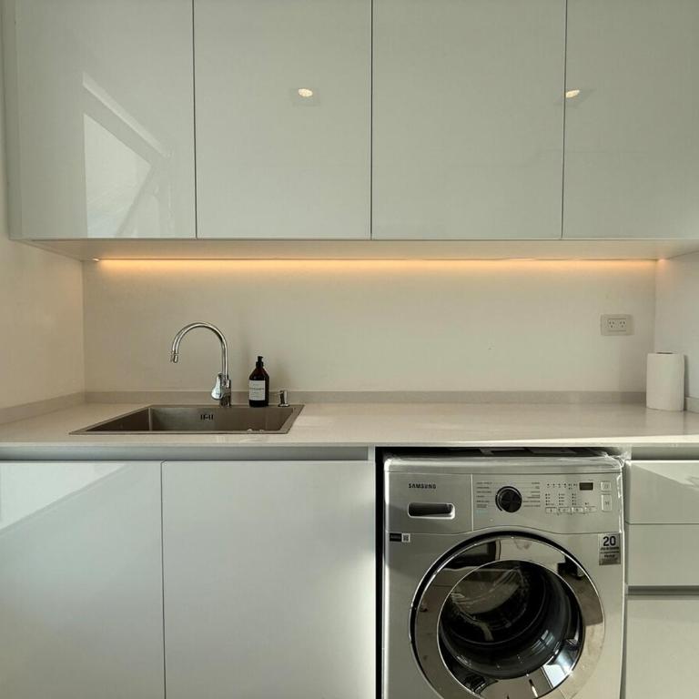 2Bdr 2Bth living kitchen and Huge balcony - Apartamento de 2 dormitorios - 51
