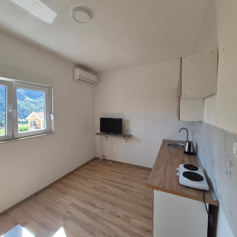 Glendale Apartment - One-Bedroom Apartment - 4
