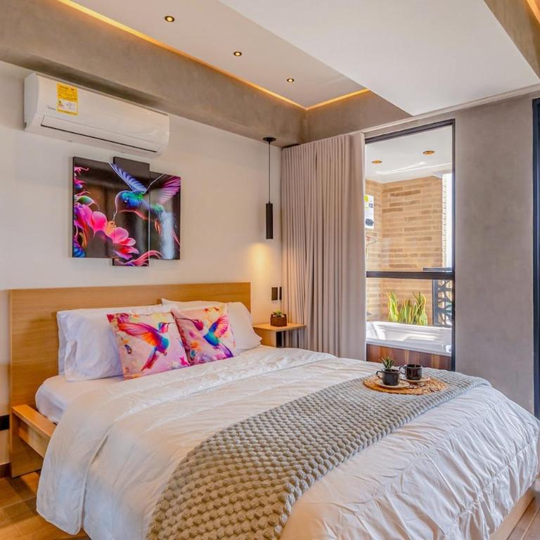 H405 Industrial Luxury Private Jacuzzi Views - Apartamento con vistas a la ciudad - 1
