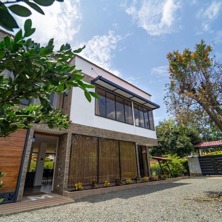 house, farm or villa in Pereira, Colombia - Villa - 4