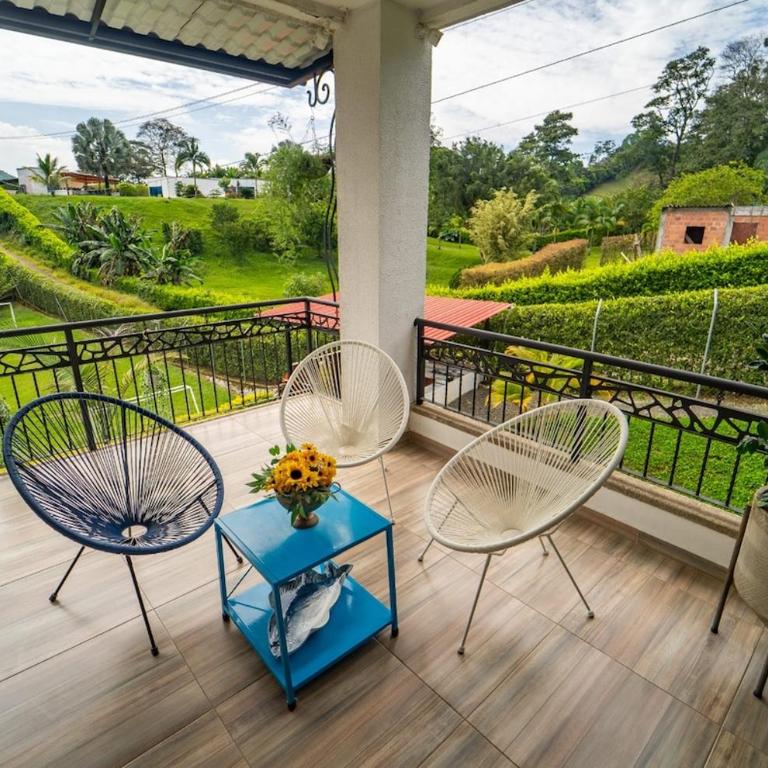 house, farm or villa in Pereira, Colombia - Villa - 11
