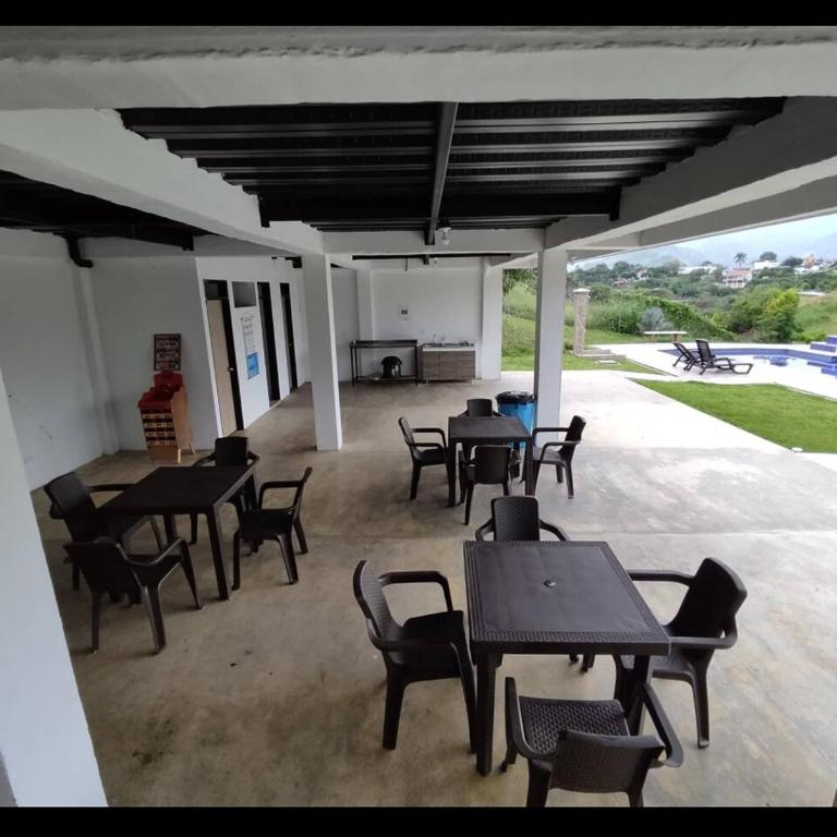 house, farm or villa in Pereira, Colombia - Villa - 24