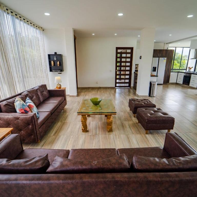 house, farm or villa in Pereira, Colombia - Villa - 30