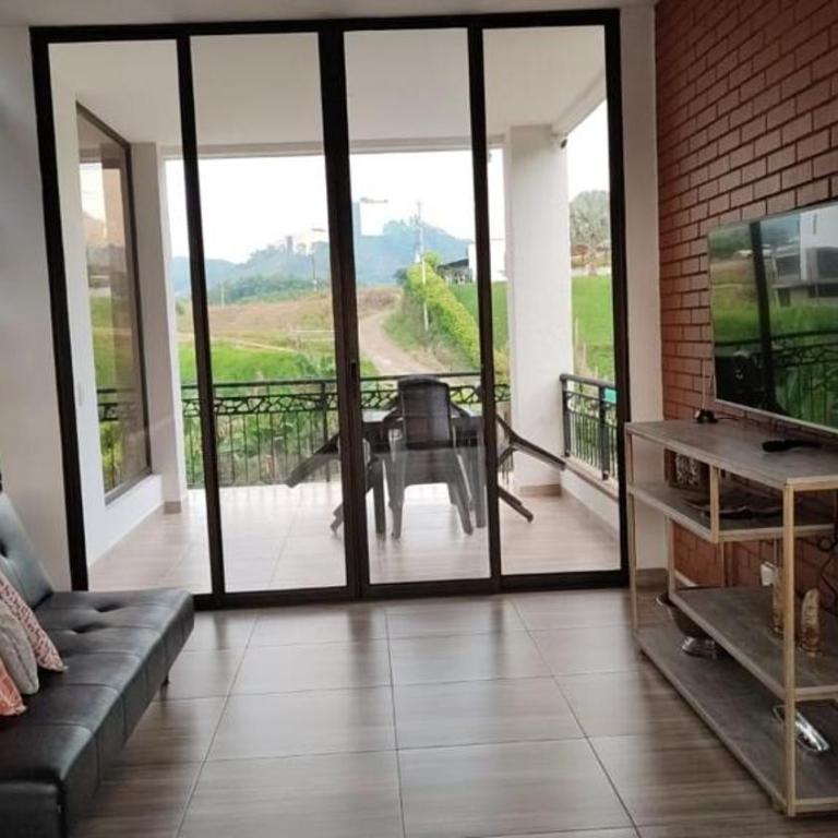house, farm or villa in Pereira, Colombia - Villa - 33
