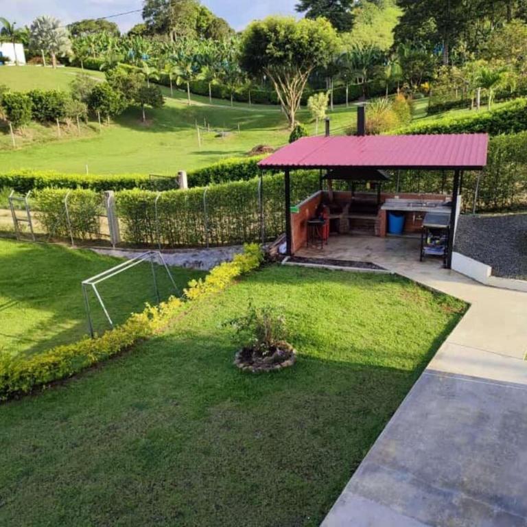 house, farm or villa in Pereira, Colombia - Villa - 41