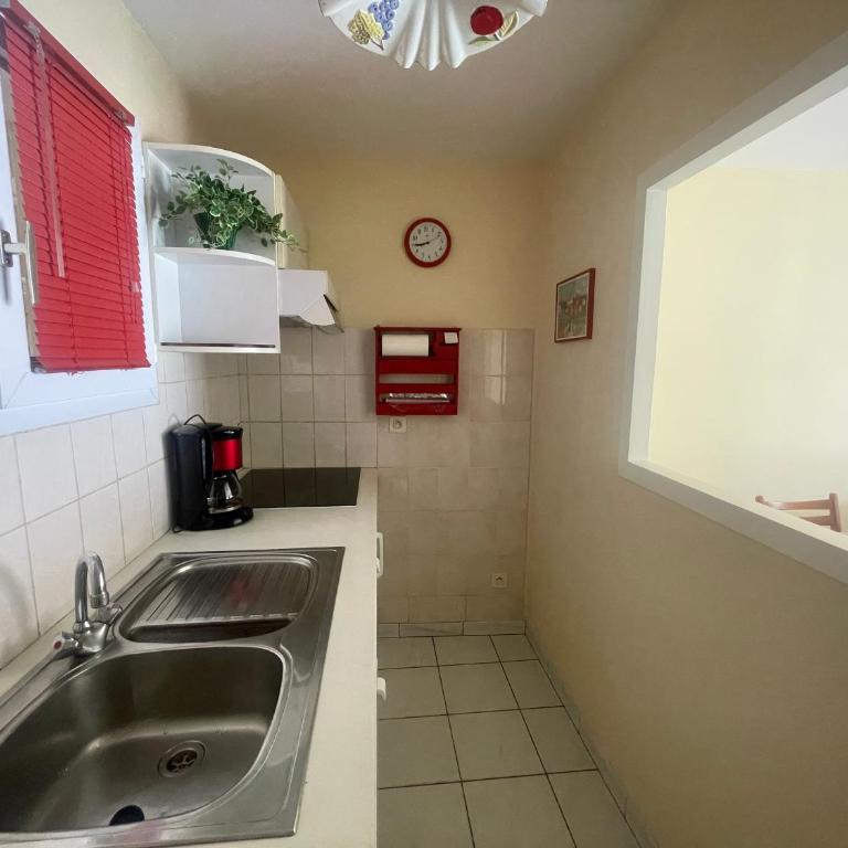 Charmant T2 avec Garage, Balcon Sud, à 250m Plage et 350m Marché Arago - FR-1-92-575 - Apartment (4 Adults) - 9