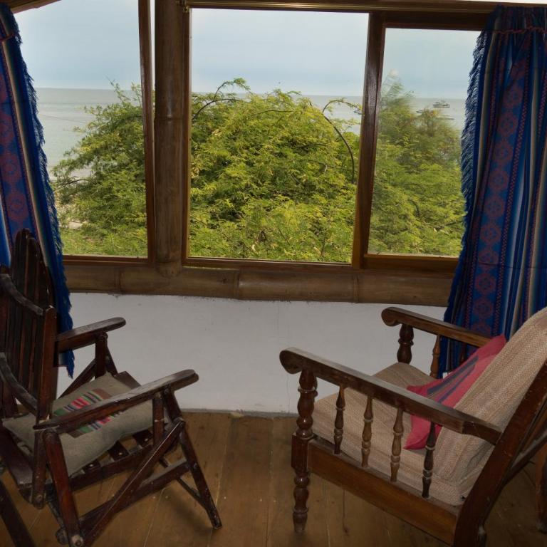 hostal Monte Libano - Habitación Familiar con vistas al mar - 7