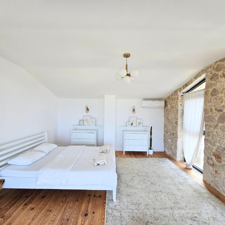 Stone Villa at the Vrelo - Four-Bedroom House - 11