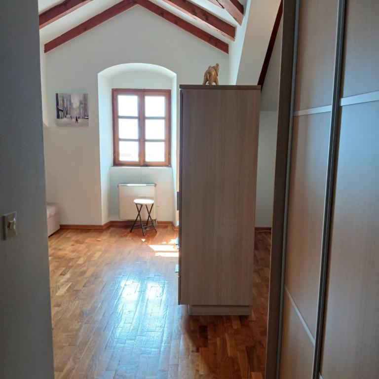 Gospar Apartments - Apartment with Sea View - 3