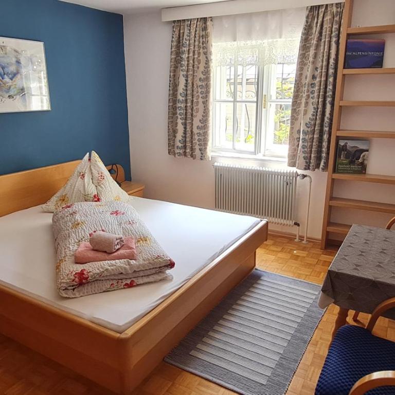 Ulli 1 - Doppelzimmer mit Gemeinschaftsbad - 6