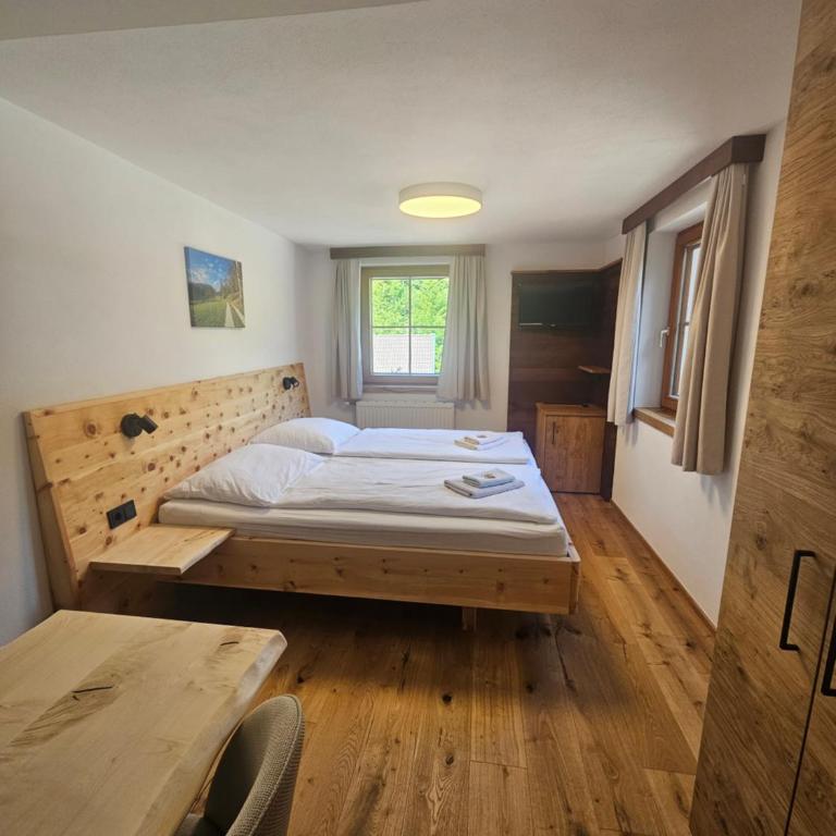 Landhotel Lacknerhof - Doppelzimmer mit Gartenblick - 7