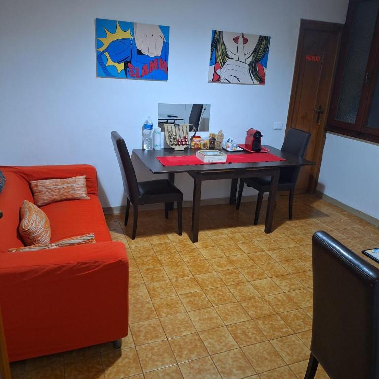 B&B Colombo - Chambre Triple Économique avec Salle de Bains Commune - 7