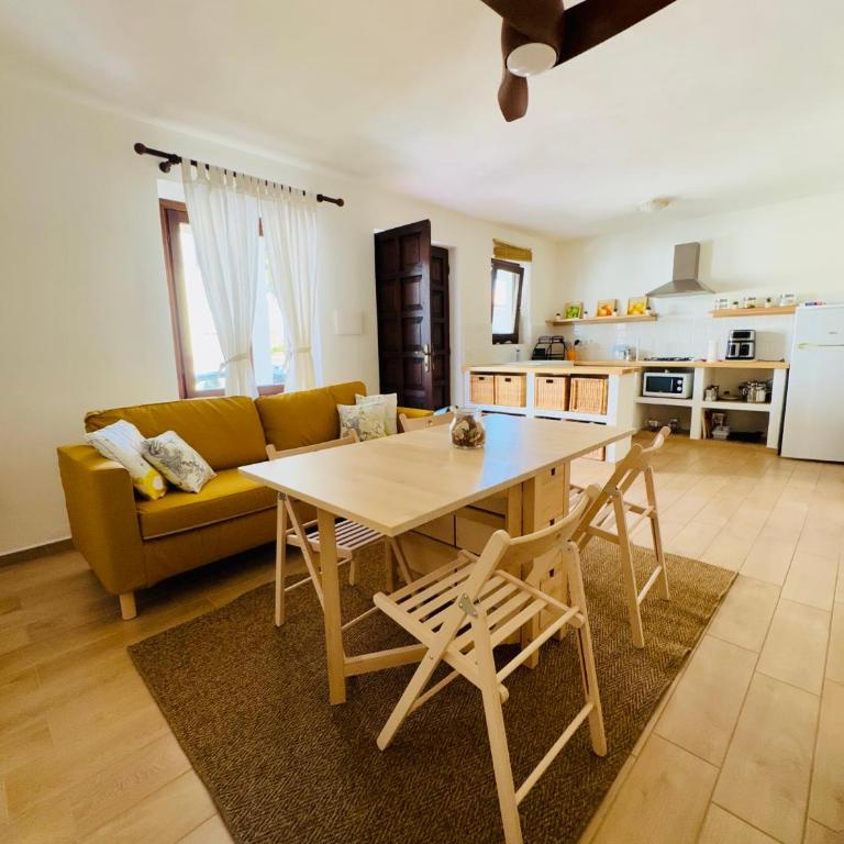 Casa Lulù - Appartamento con 2 Camere da Letto, Balcone e Terrazza - 10