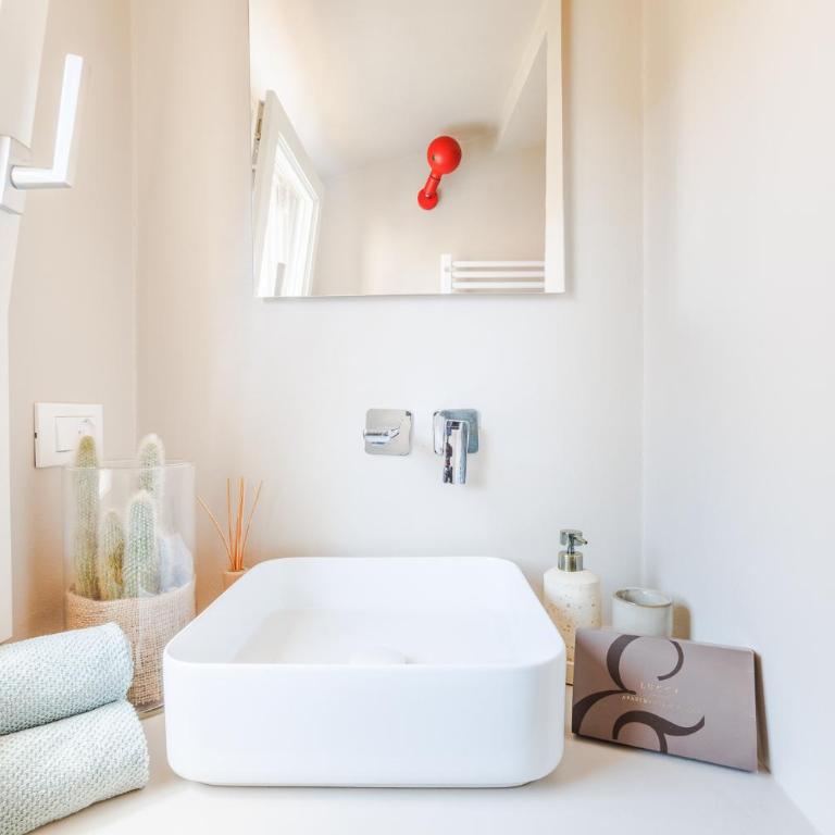 The White Penthouse - Appartamento con 2 Camere da Letto e con Vista - 5