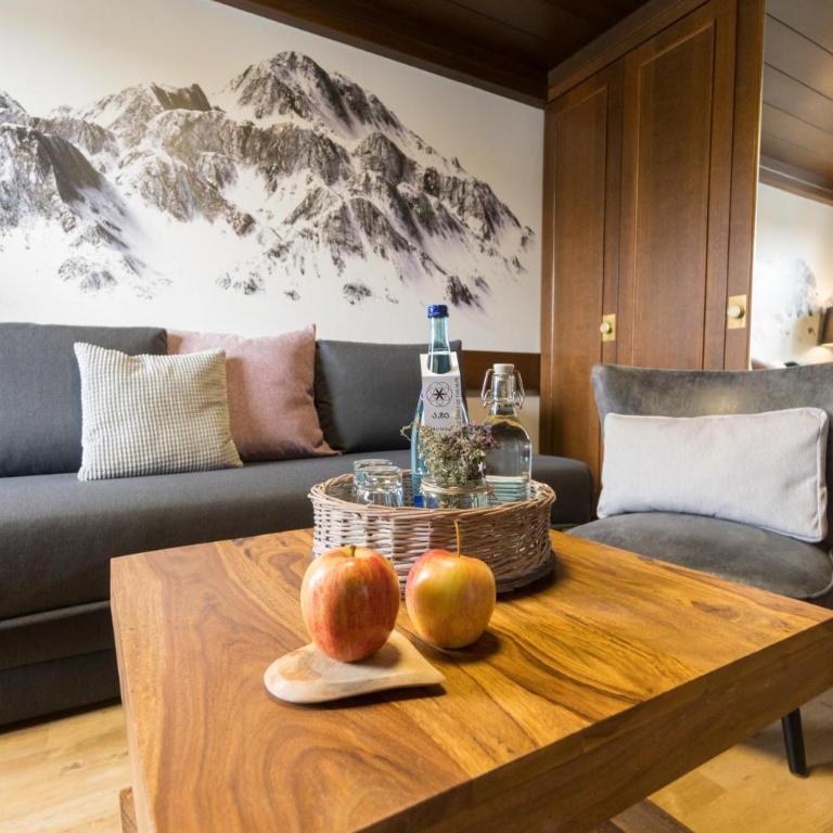 Boutique Hotel Olympia B&B - Familienzimmer mit Balkon - 4