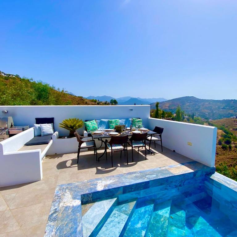 El Solitaire-Luxurious villa-Infinity salt water pool-Sea views-Jacuzzi - Villa con vistas al mar - 23