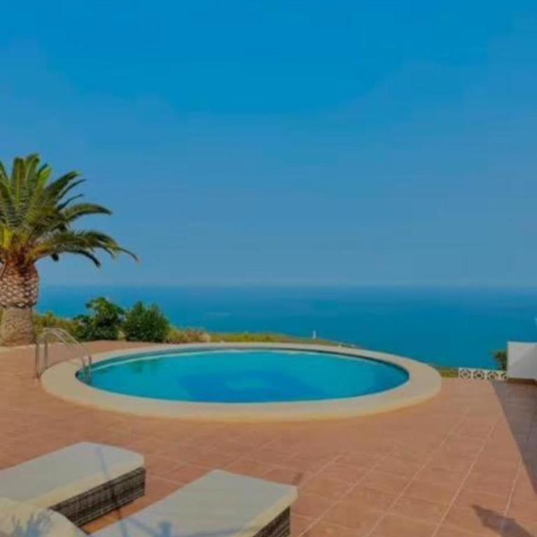 Traumvilla mit privaten Pool - Villa con vistas al mar - 8