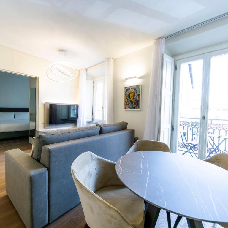 Arona Palace - Superior Apartments - Appartamento Superior con 1 Camera da Letto e Balcone - 2