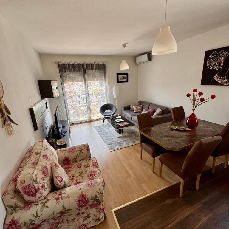 Lovely Modern LUX flat near to the center - One-Bedroom Apartment - 6