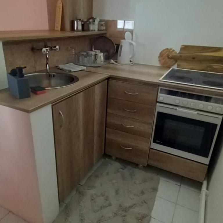 PIAR - Two-Bedroom Apartment - 8