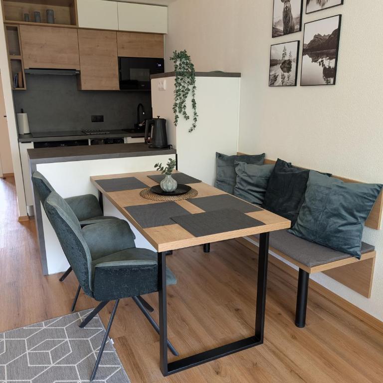 TOP KaVi apartments #7, Pool, Sauna und Fitness FREE, 2-Zimmer - Appartamento con 1 Camera da Letto, Balcone e Vista Montagna - 1