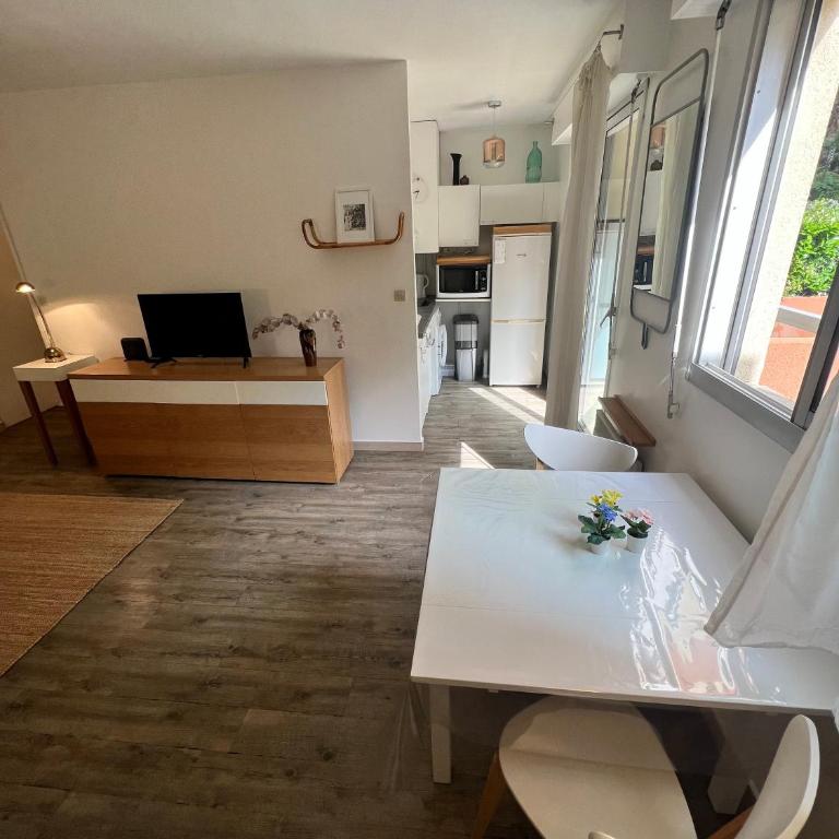 Charmant Studio avec Piscine à Nice - Appartement 1 Chambre - 6