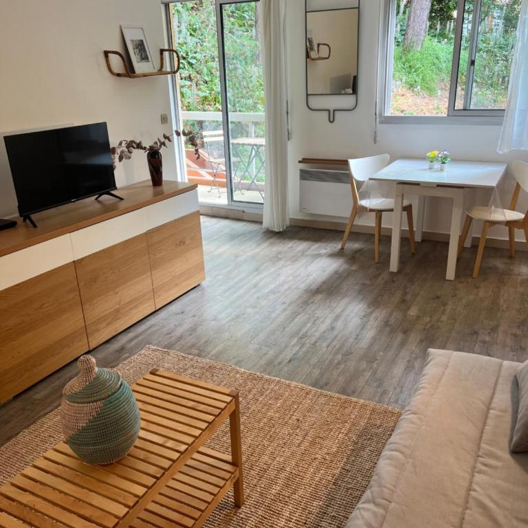 Charmant Studio avec Piscine à Nice - Appartement 1 Chambre - 3