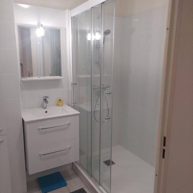 Charmant T2 au calme 4 couchages proche de la mer - Appartement 1 Chambre - 9