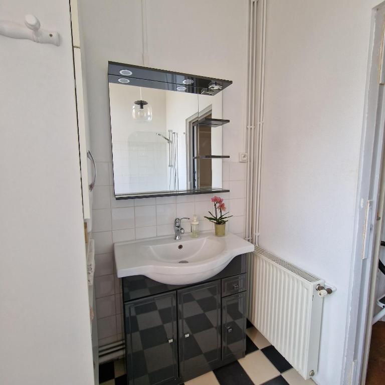 Apartment Joie de Vivre - Appartement 3 Chambres Premium avec Balcon - 33