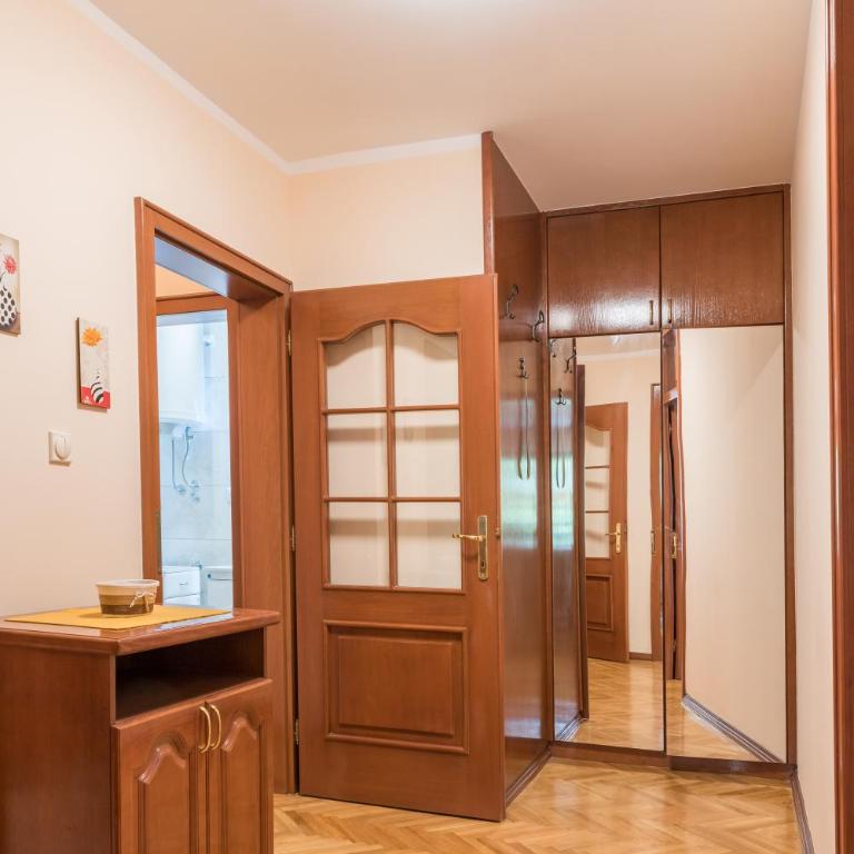 Apartmani Central 12 & Free parking - Apartman sa 1 Spavaćom Sobom - 13