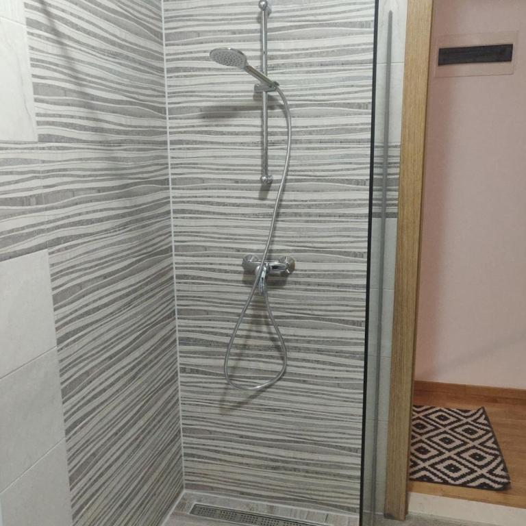 The One apartment - Apartman sa Balkonom - 8