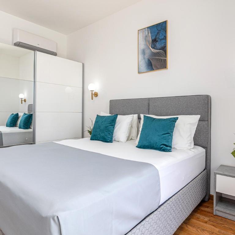 Adriatic Residence - Apartman sa 2 Spavaće Sobe i Balkonom - 3
