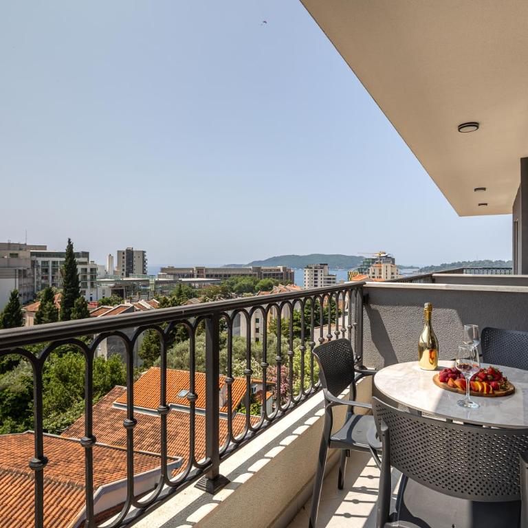 Adriatic Residence - Apartman sa 2 Spavaće Sobe i Balkonom - 12