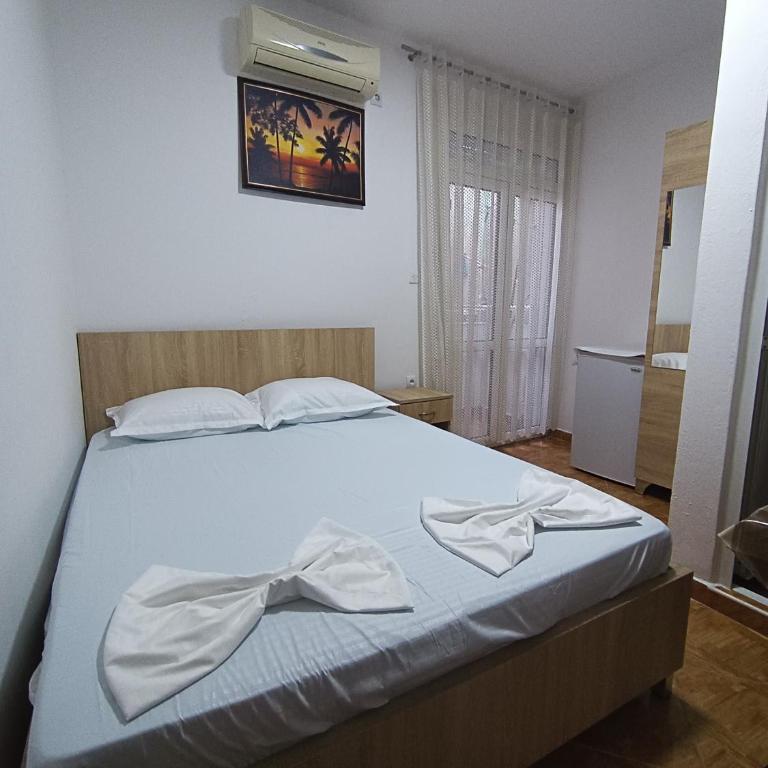 Accommodation Milla - Dvokrevetna Soba sa Bračnim Krevetom i Sopstvenim Kupatilom - 14