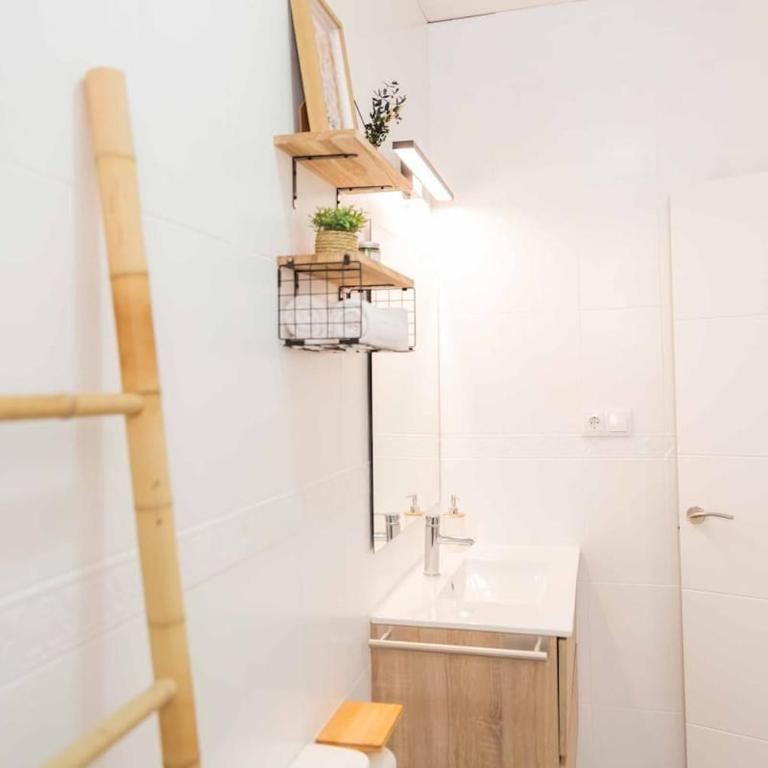 New studio - Plaza Merced - Apartamento de 1 dormitorio - 3