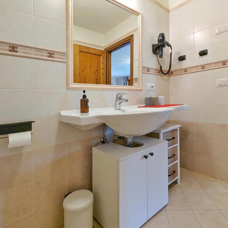 LG Apartment Livigno - Modern alpine comfort - Appartamento con 2 Camere da Letto - 36