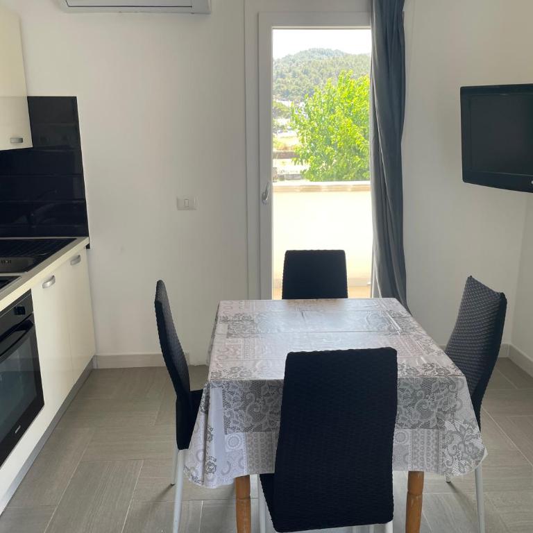 VILLA MARIA e SUITE - Appartamento con 1 Camera da Letto e Balcone - 5