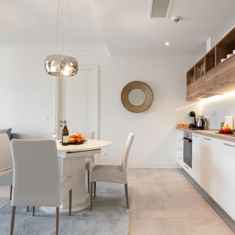 Lustica Apartments Central Bay - Two-Bedroom Deluxe Apartment with Garden View - 2