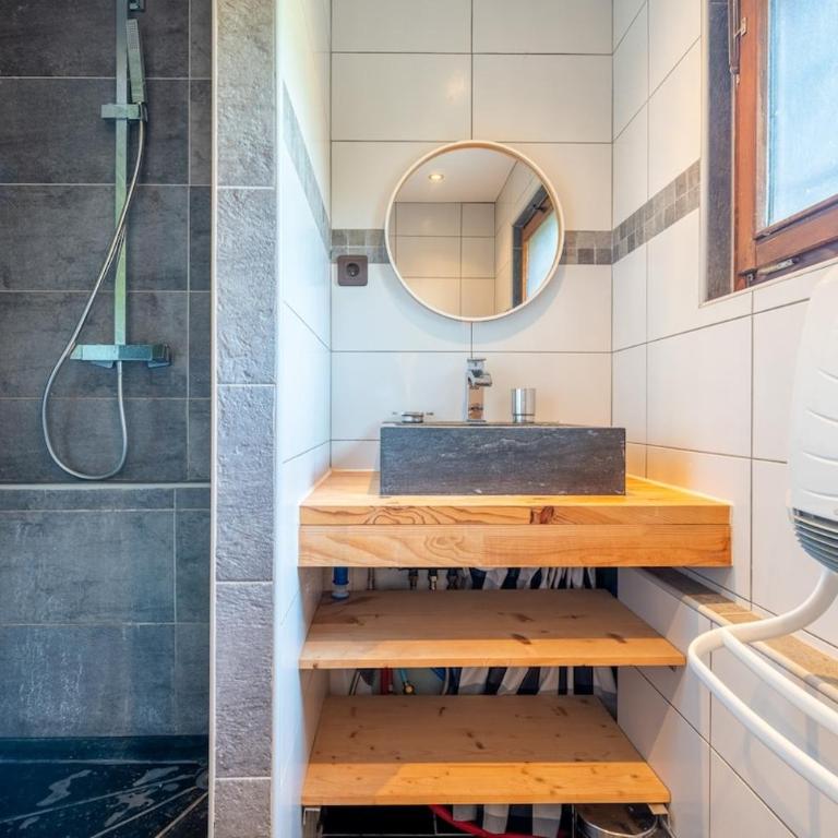 Proche de la Clusaz, Grand Chalet Familial, Ski & Nature - Chalet - 3