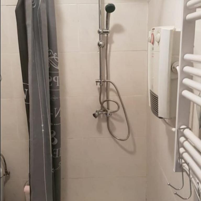 Studio 23 m2, proche centre, calme, WIFI, pk - Apartment mit 1 Schlafzimmer - 15